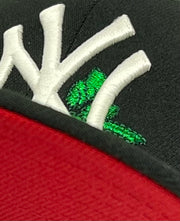 Load image into Gallery viewer, NEW YORK YANKEES (BLACK) (1996 WORLDSERIES X ROSE) NEWERA 59FIFTY FITTED (RED UNDER VISOR)