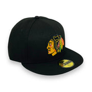 Load image into Gallery viewer, CHICAGO BLACKHAWKS (BLACK) NEW ERA 59FIFTY FITTED