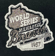 Load image into Gallery viewer, MILWAUKEE BRAVES (1957 WORLD SERIES) NEW ERA 59FIFTY FITTED (RED UNDER VISOR) (GLOW IN THE DARK)