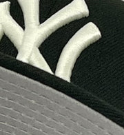 Load image into Gallery viewer, NEW YORK YANKEES (2009 WS "DIFFERENTLY UPTOWN") NEW ERA 59FIFTY FITTED (GLOW IN THE DARK)