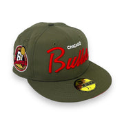 Load image into Gallery viewer, CHICAGO BULLS (OLIVE RIPSTOP NYLON) (6X CHAMPS) NEW ERA 59FIFTY FITTED (RED UNDER VISOR)