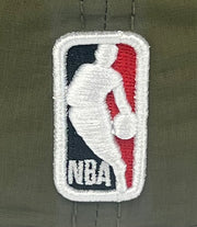 Load image into Gallery viewer, CHICAGO BULLS (OLIVE RIPSTOP NYLON) (6X CHAMPS) NEW ERA 59FIFTY FITTED (RED UNDER VISOR)