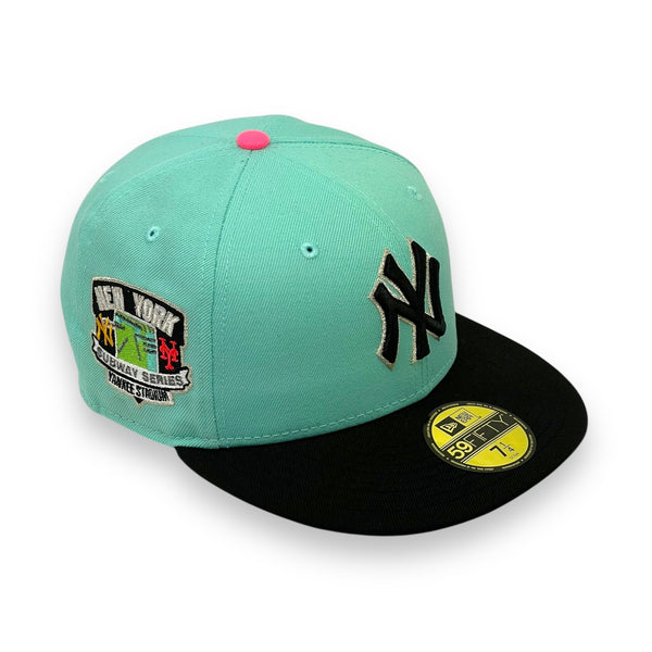 NEW YORK YANKEES (MINT)  display picture 2