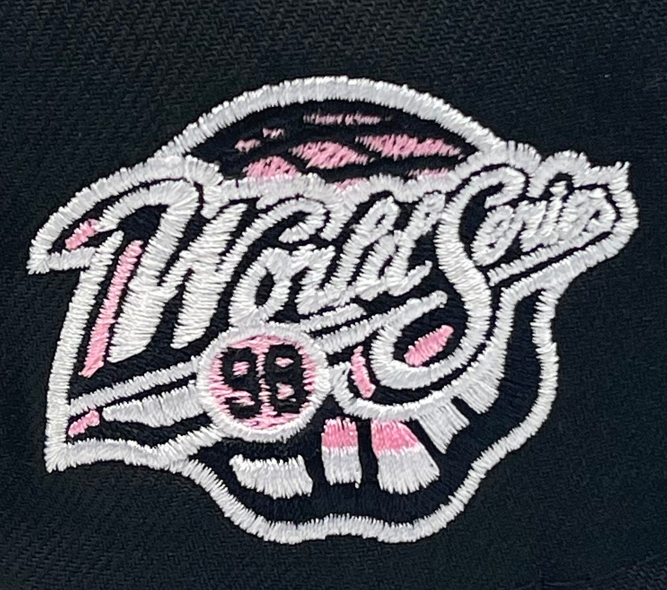 NEW YORK YANKEES (BOB) (1998 WORLDSERIES) NEW ERA 59FIFTY FITTED (PINK UNDER VISOR)