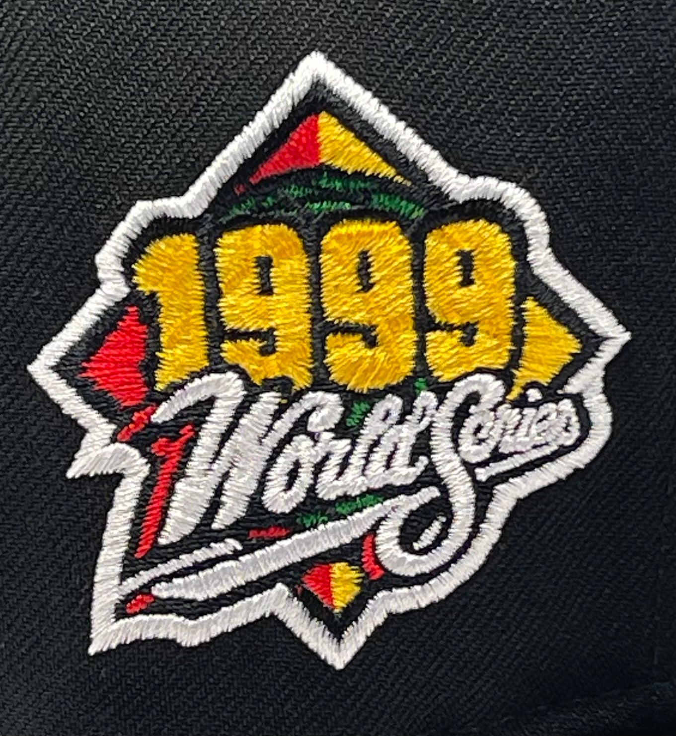 NEW YORK YANKEES (BLACK) (TRIPLE LOGO)"1999 WORLD SERIES" NEW ERA 59FIFTY FITTED