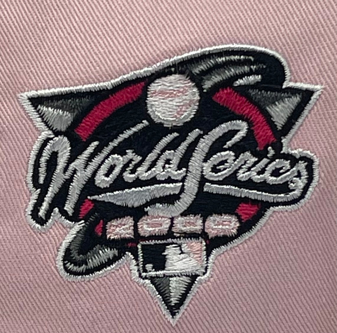 NEW YORK YANKEES (PINK) "2000 WORLDSERIES" NEW ERA 59FIFTY FITTED