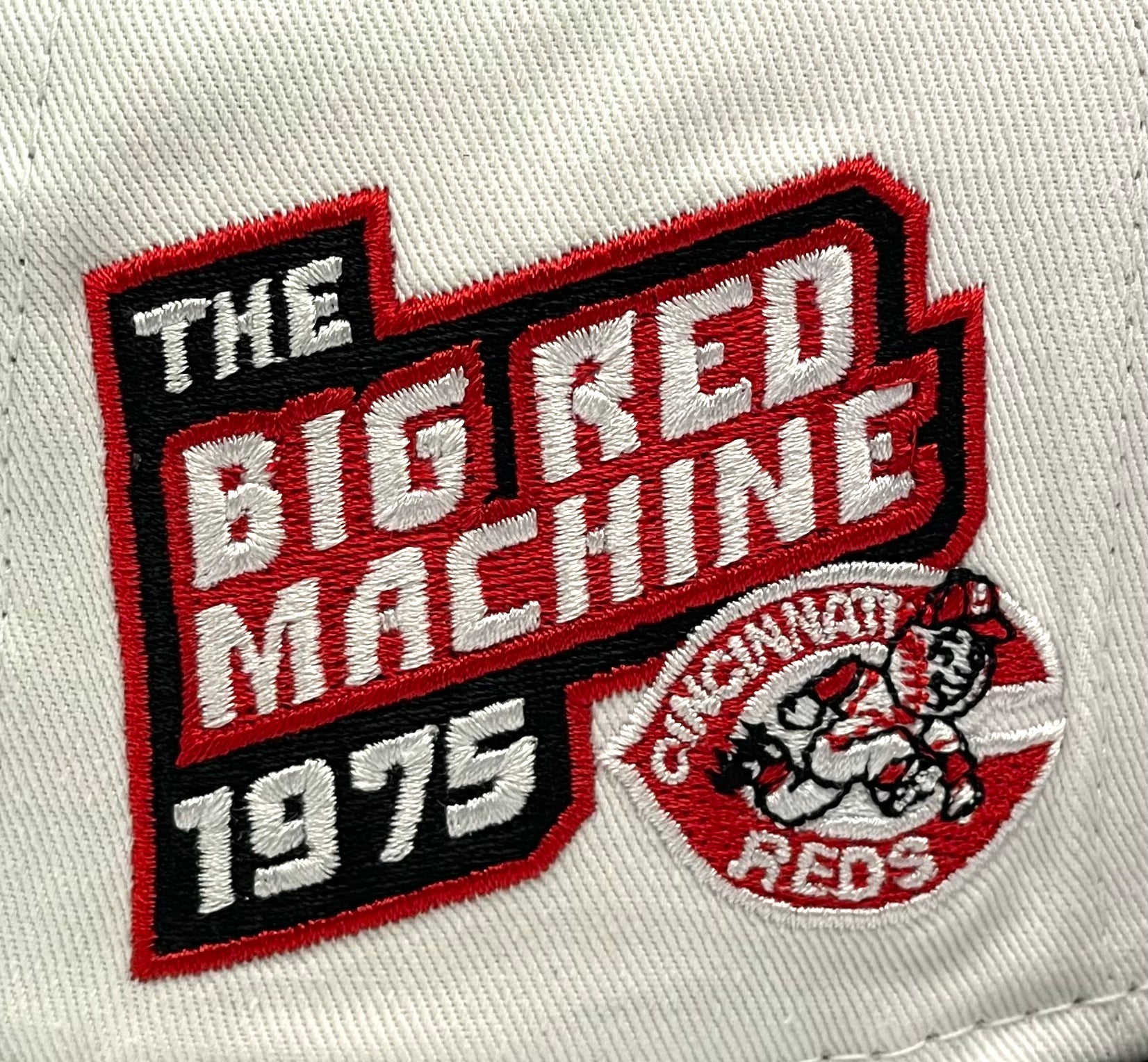 CINCINNATI REDS (WHITE) (1975 BIG RED MACHINE) NEW ERA 59FIFTY FITTED (RED UNDER VISOR)