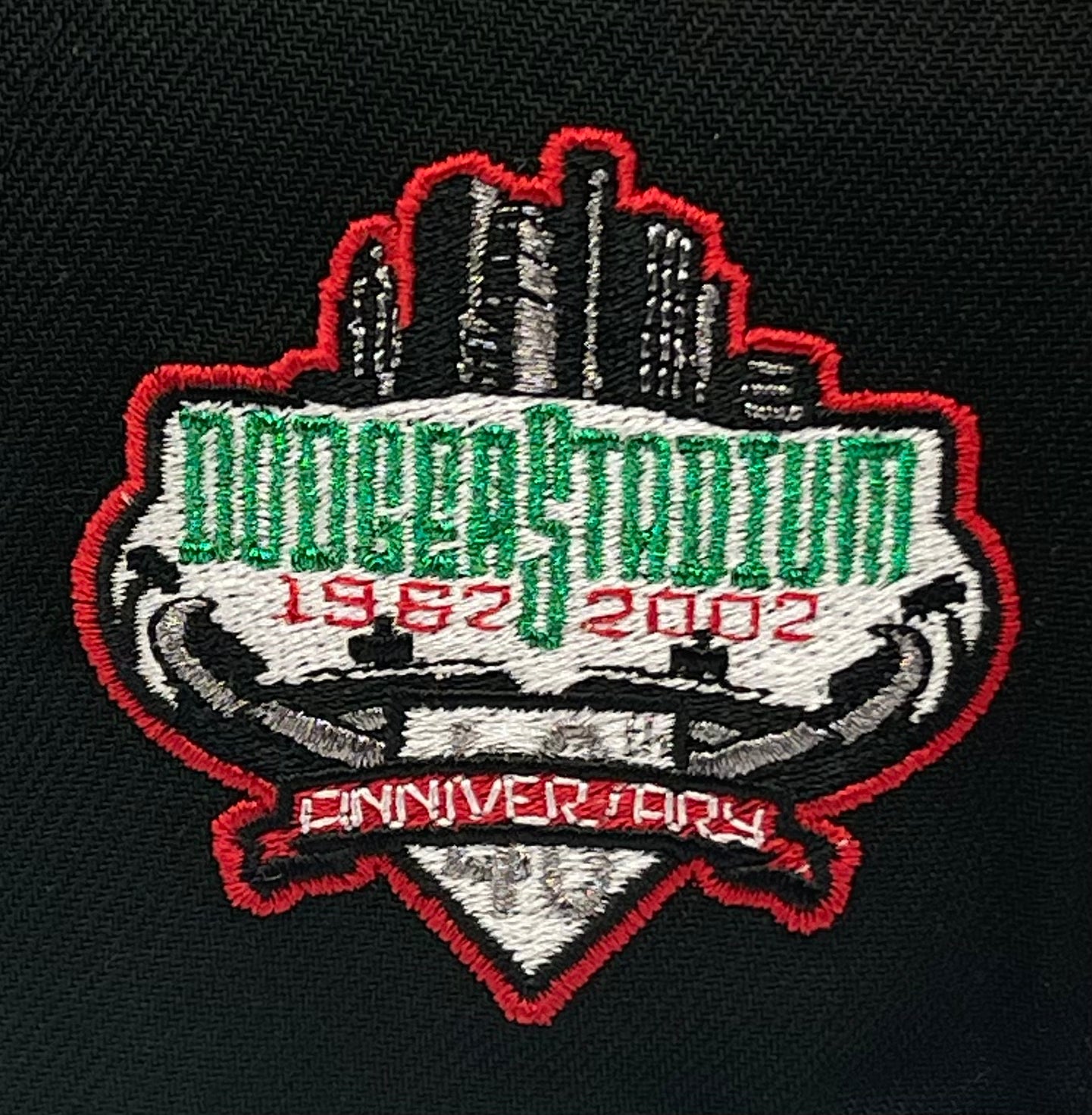 LOS ANGELES DODGERS (BLACK) 40TH ANN "ROSE LOGO" NEW ERA 59FIFTY FITTED (RED UNDER VISOR)