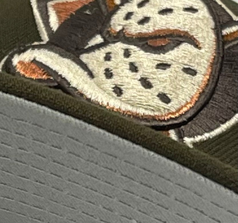 ANAHEIM MIGHTY DUCKS (BROWN) "2007 STANLEY CUP CHAMPS" NEW ERA 59FIFTY FITTED