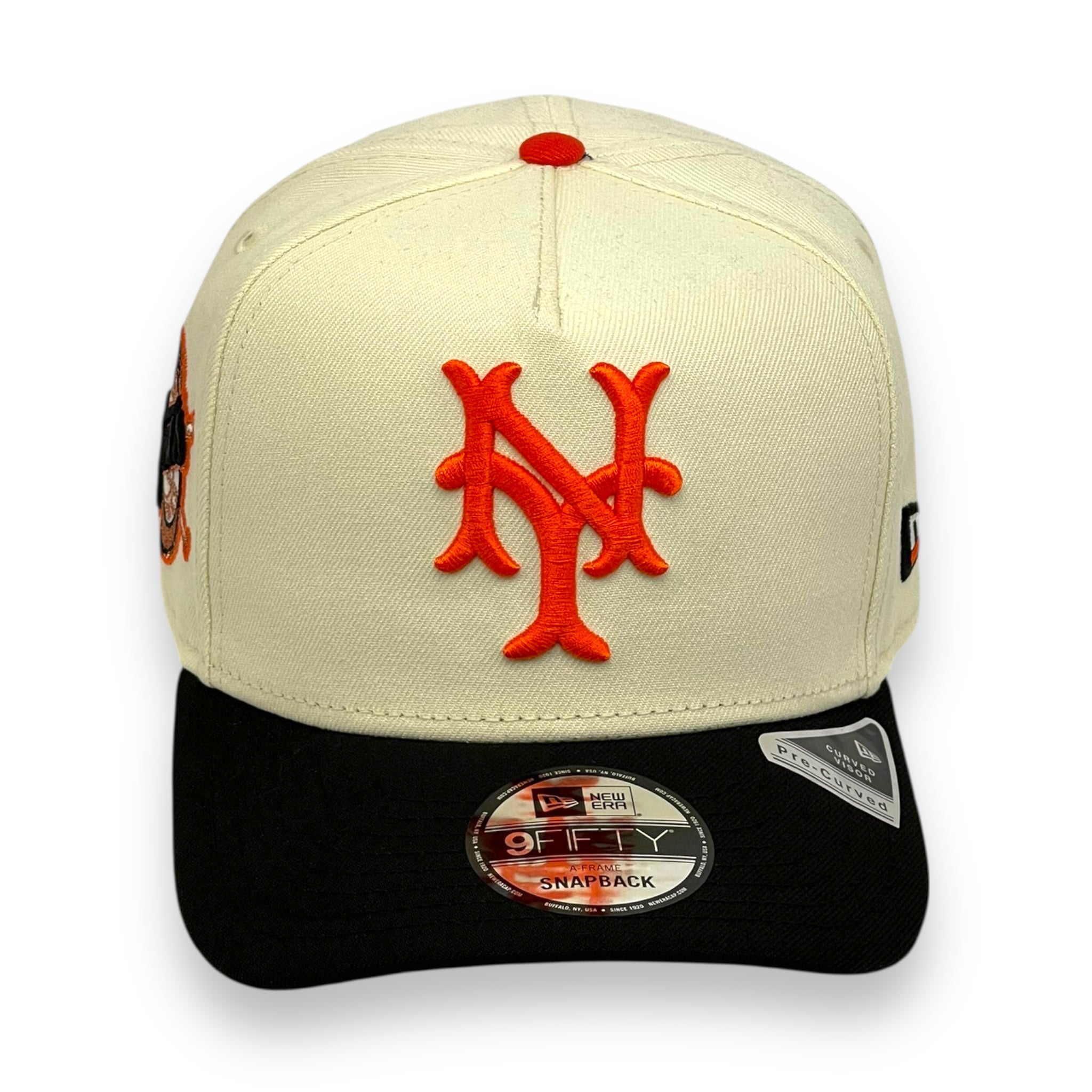 NEW YORK GIANTS (OFF-WHITE ) (1954 WS) "9FIFTY AFRAME" NEW ERA SNAPBACK