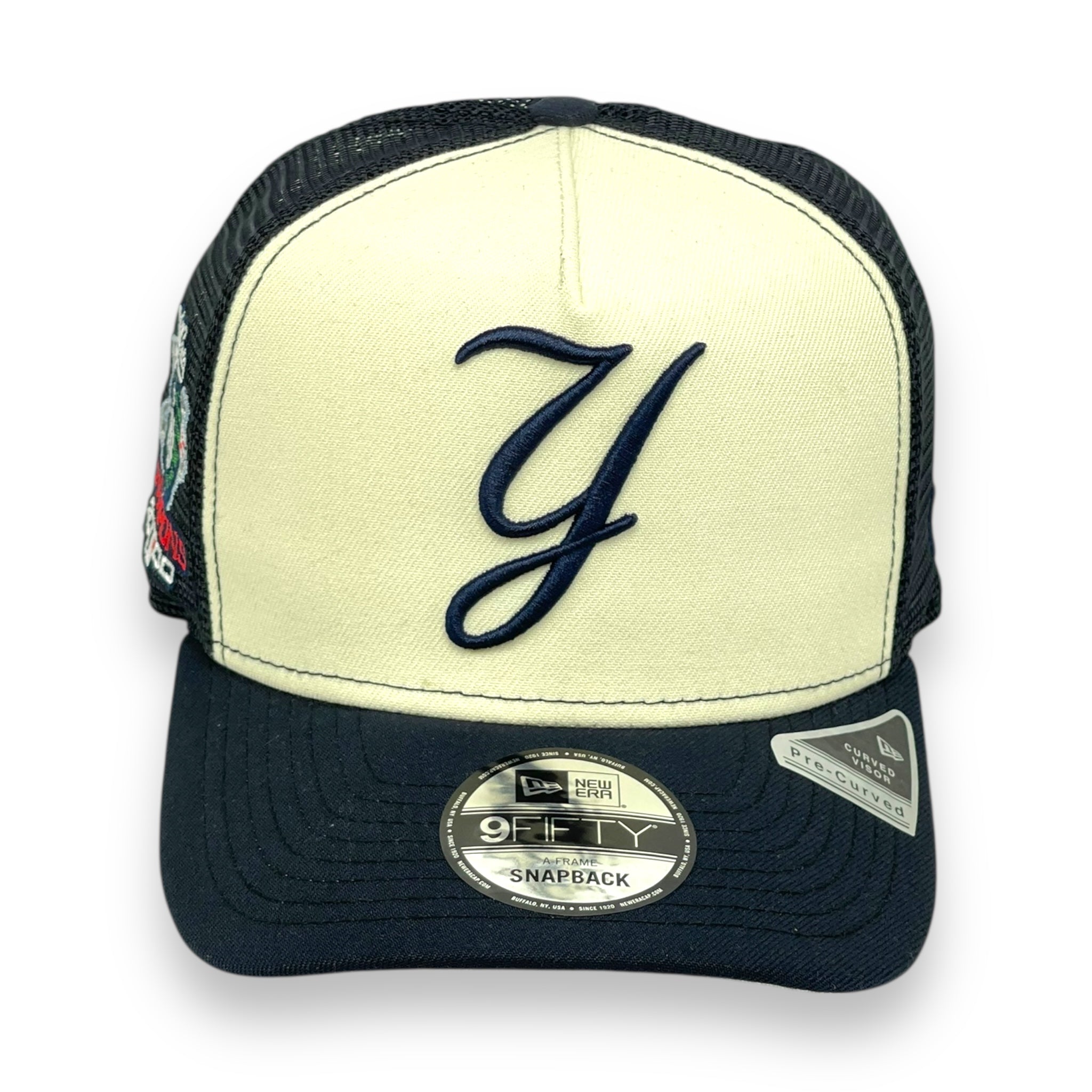 NEW YORK YANKEES (OFFWHITE/NAVY) (2000 WS CHAMPS) "9FIFTY AFRAME" NEW ERA SNAPBACK