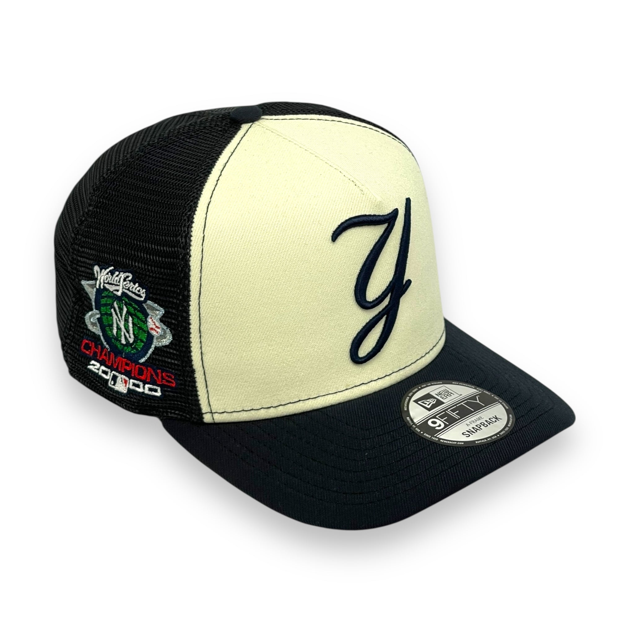 NEW YORK YANKEES (OFFWHITE/NAVY) (2000 WS CHAMPS) "9FIFTY AFRAME" NEW ERA SNAPBACK