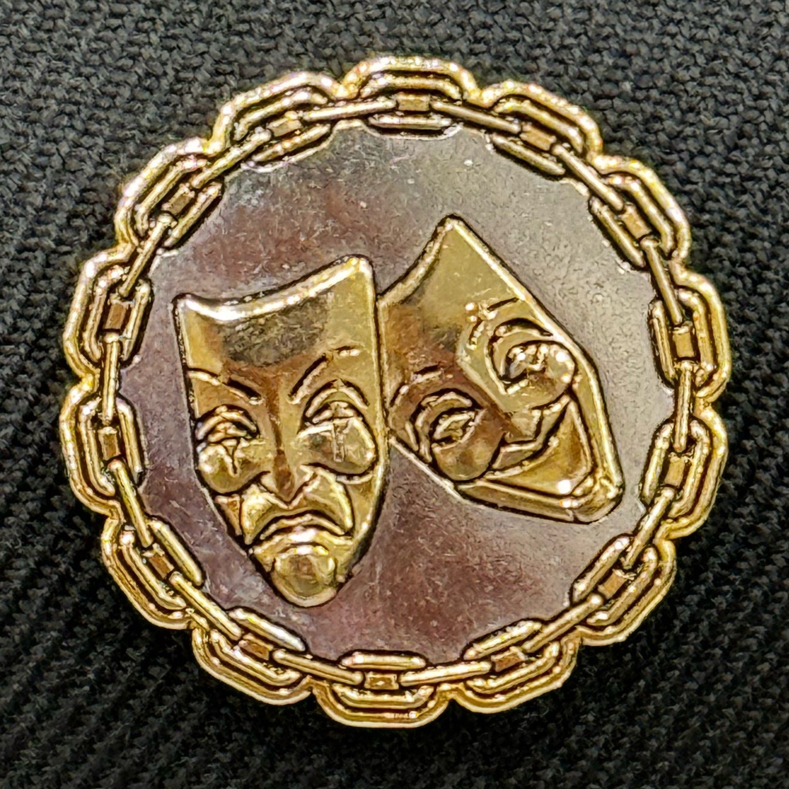 4U CUSTOM  FACES OF LIFE (GOLD) PIN
