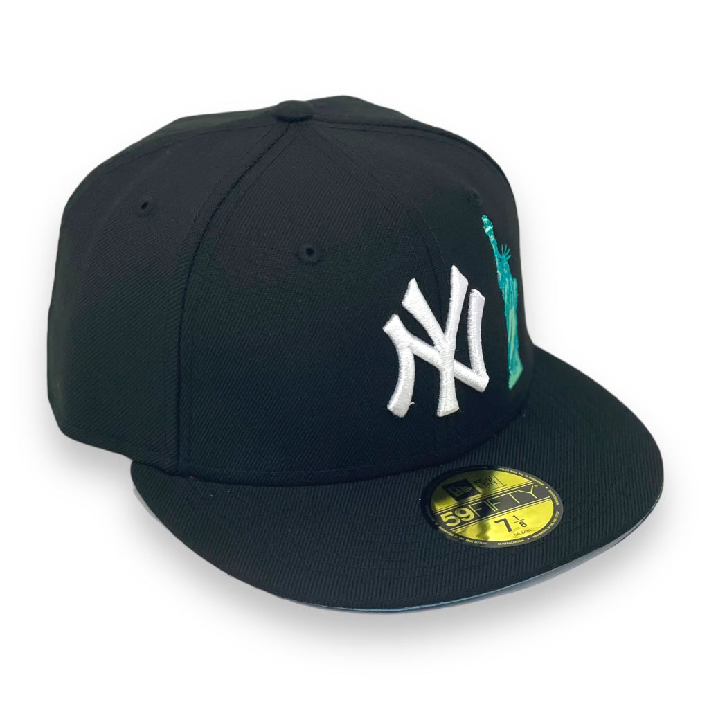 NEW YORK YANKEES (BLK/WHT) "LADY LIBERTY" NEW ERA 59FIFTY (PINK UNDER VISOR)