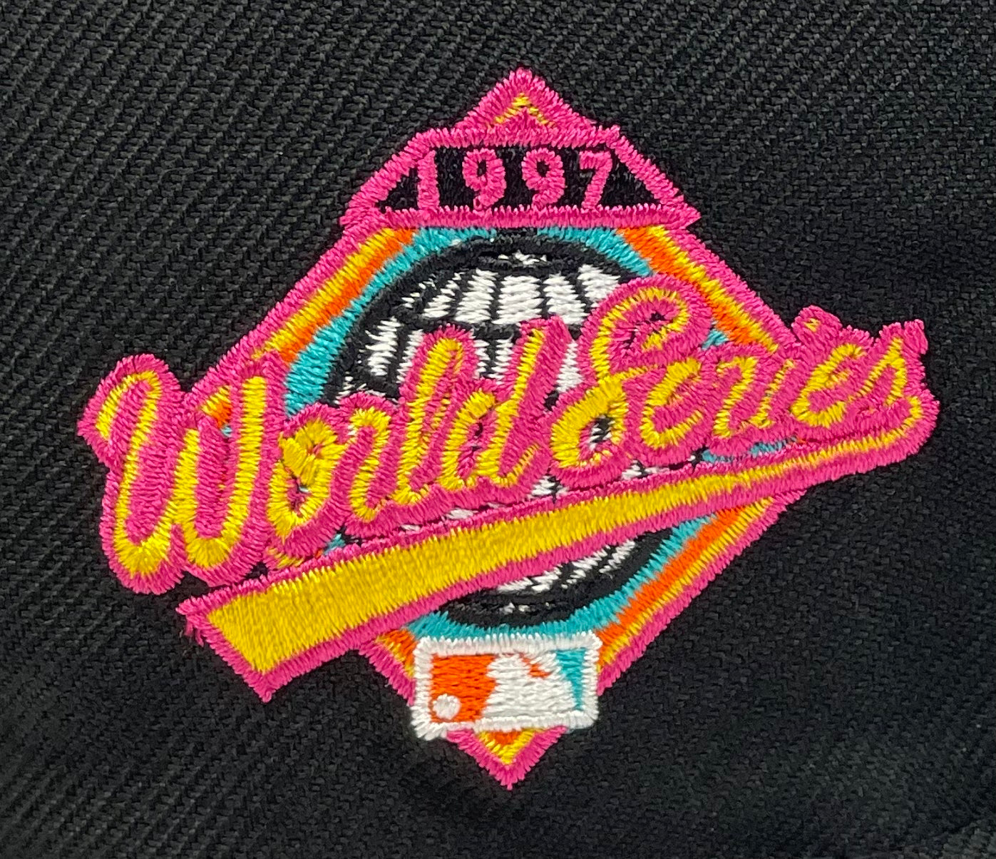 FLORIDA MARLINS (1997 WORLD SERIES) NEW ERA 59FIFTY FITTED (GREEN UNDER VISOR)