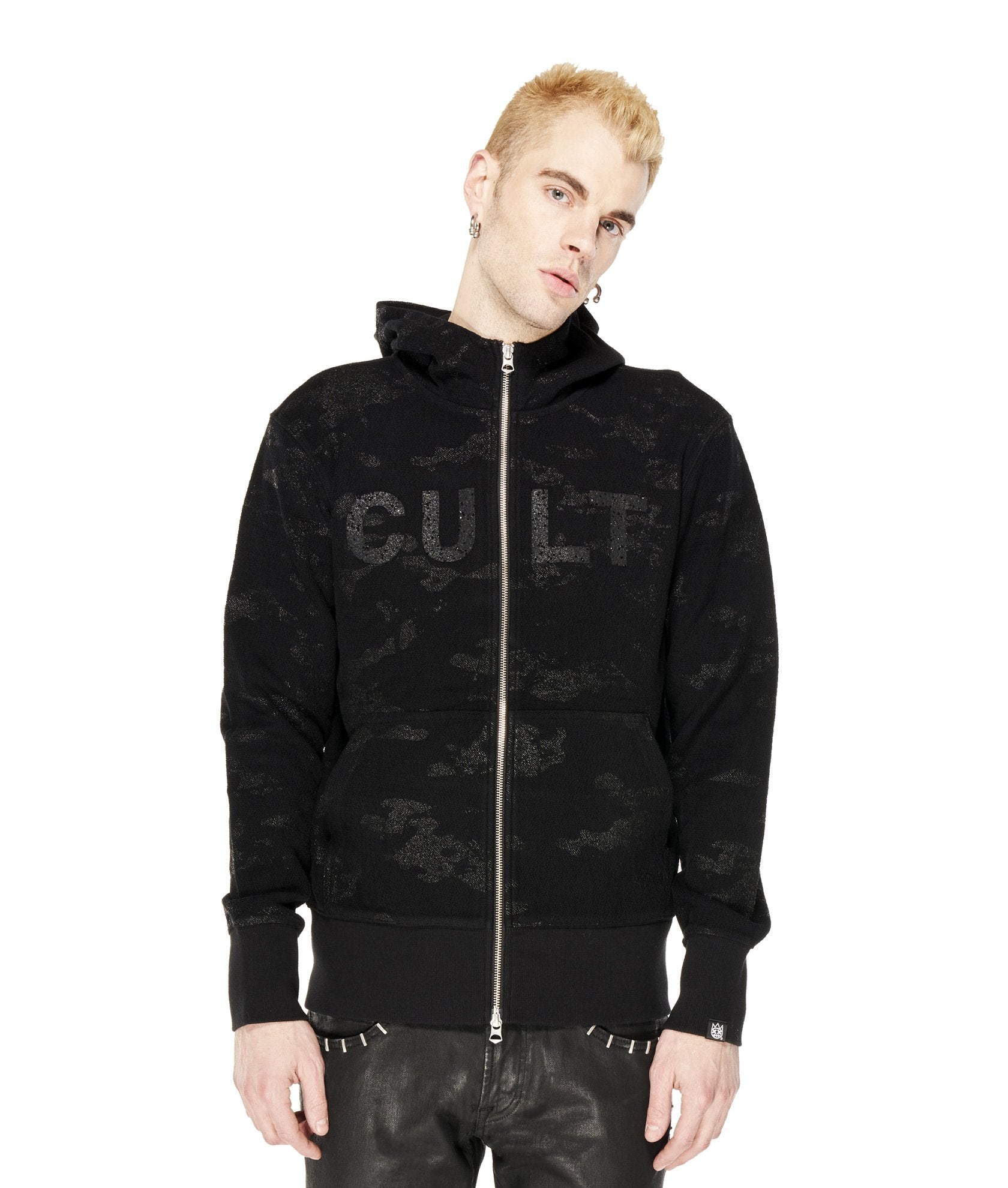 CULT SPLIT ZIP HOODY IN BLACK CAMO