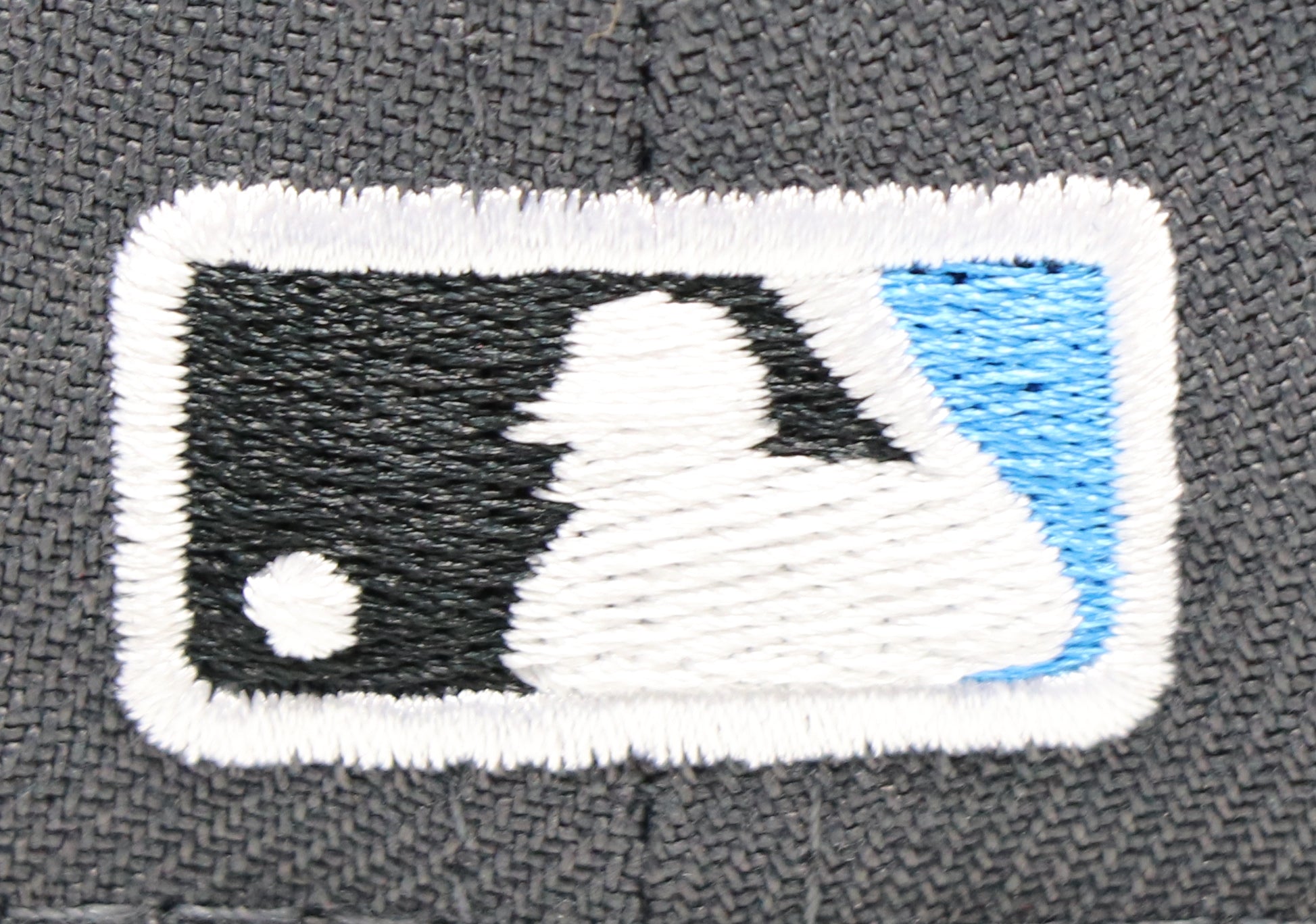 TORONTO BLUE JAYS 2004-2005 HOME NEW ERA 59FIFTY FITTED HOME GREY