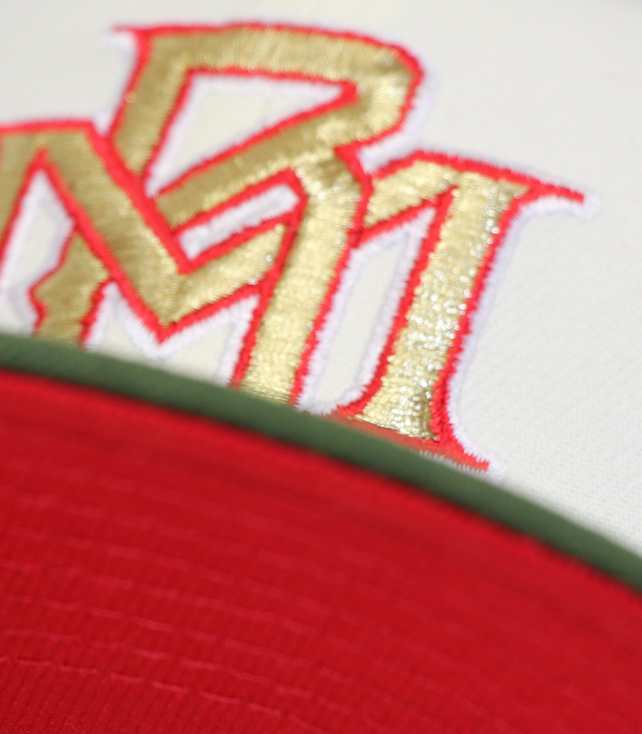 MILWAUKEE BREWERS (OFF-WHITE)(50 GOLDEN YEARS ANN) NEW ERA 59FIFTY FITTED (RED UNDER VISOR)