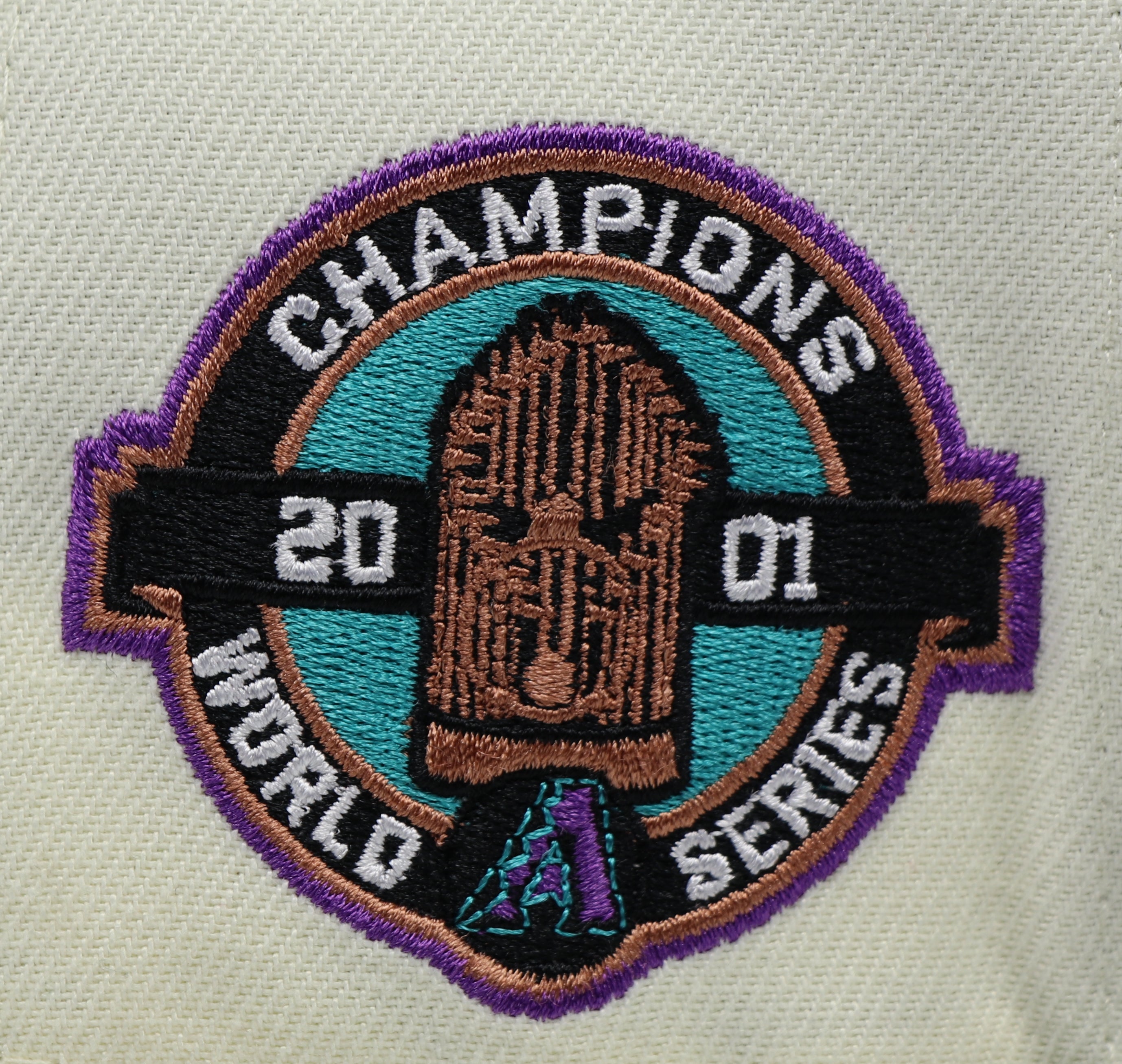 ARIZONA DIAMONDBACKS (OFF-WHITE) (2001 WS CHAMPIONS) NEW ERA 59FIFTY FITTED
