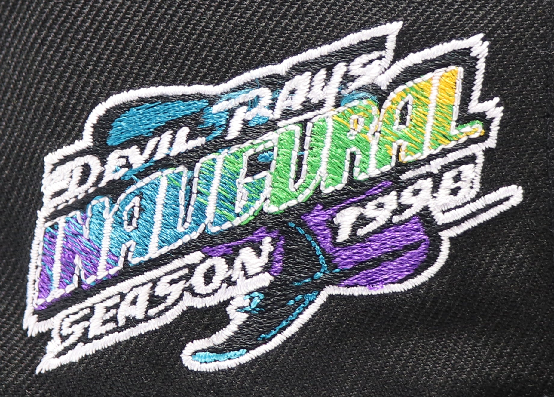 TAMPA BAY DEVIL RAYS (BLACK) (1998 INAUGURAL SEASON) NEW ERA 59FIFTY FITTED (PURPLE UNDER VISOR) (S)