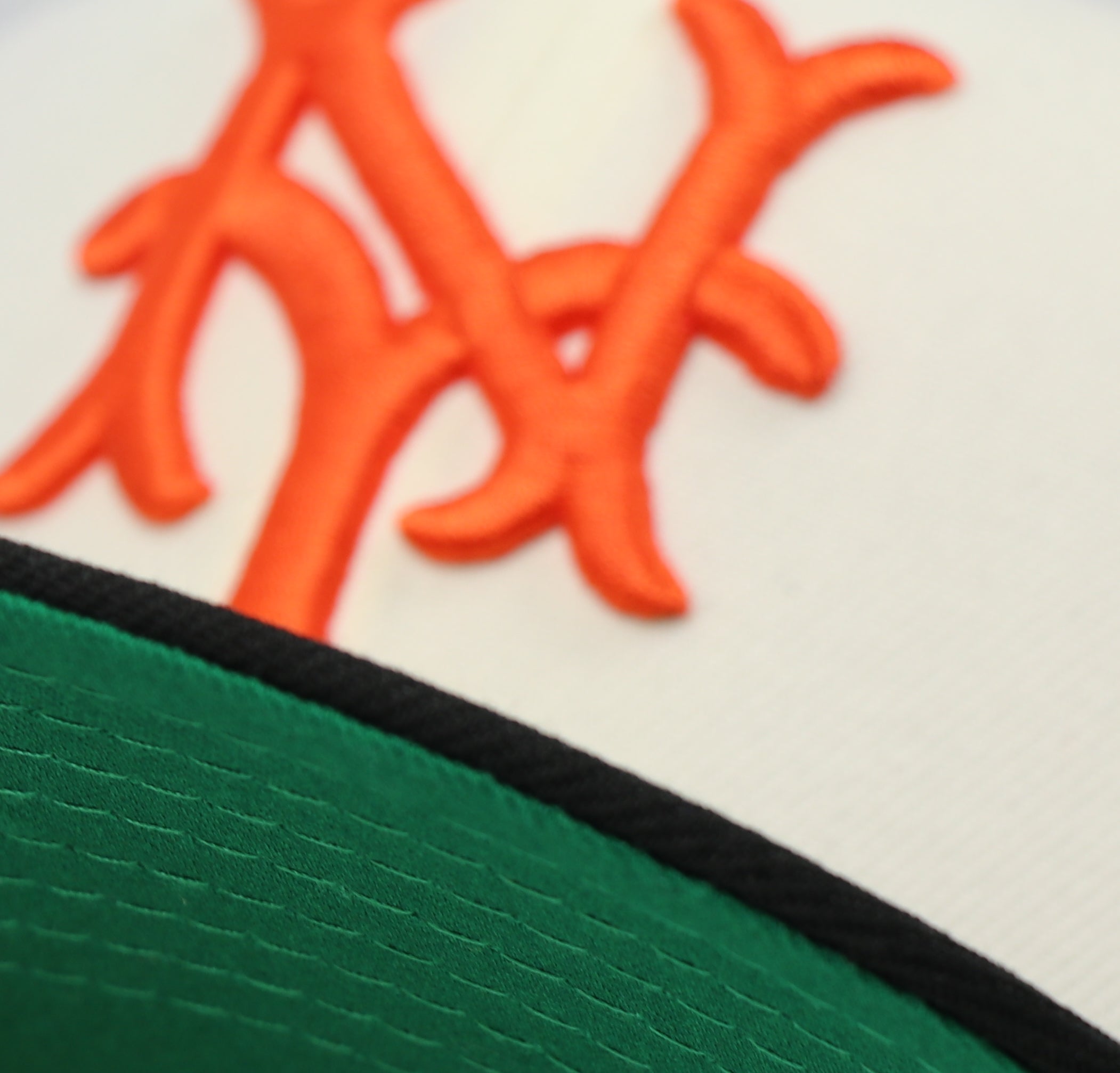 NEW YORK GIANTS (OFF-WHITE) (1951 WORLDSERIES) NEW ERA 59FIFTY FITTED (GREEN UNDER VISOR)