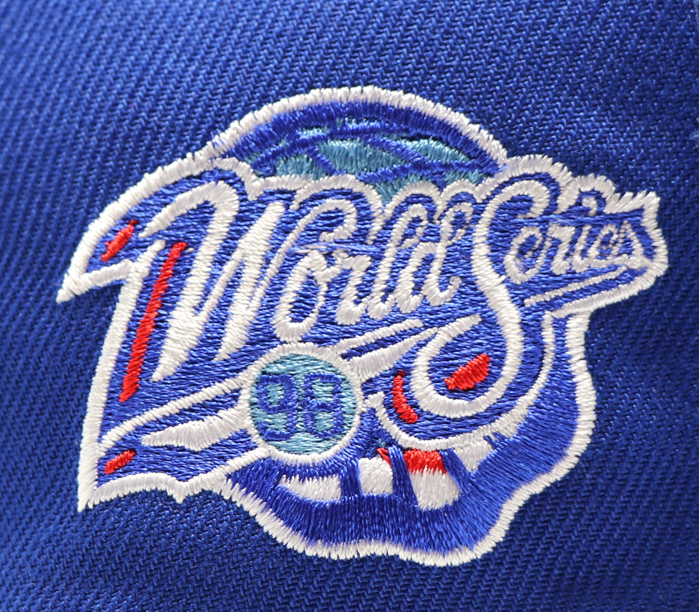 KIDS - NEW YORK YANKEES (1998 WORLD SERIES) NEW ERA 59FIFTY (SKY BLUE UNDER VISOR)
