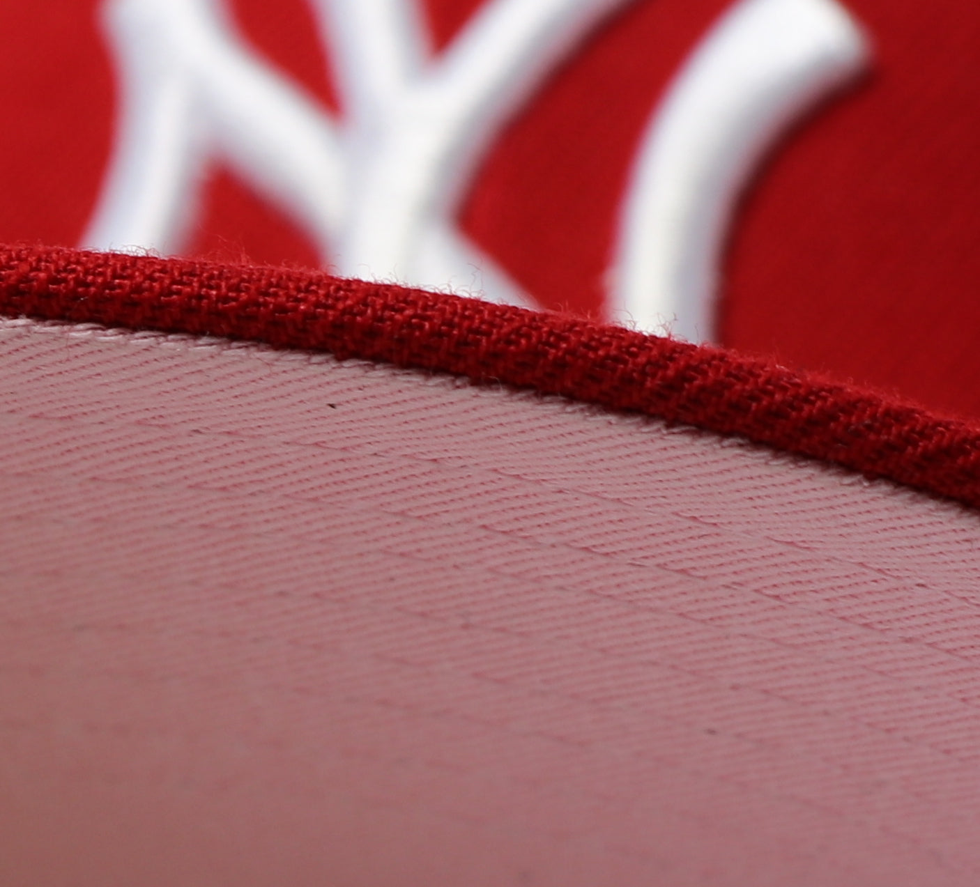 KIDS - NEW YORK YANKEES (RED)(100TH ANNIVERSARY) NEW ERA 59FIFTY FITTED (PINK UNDER VISOR)