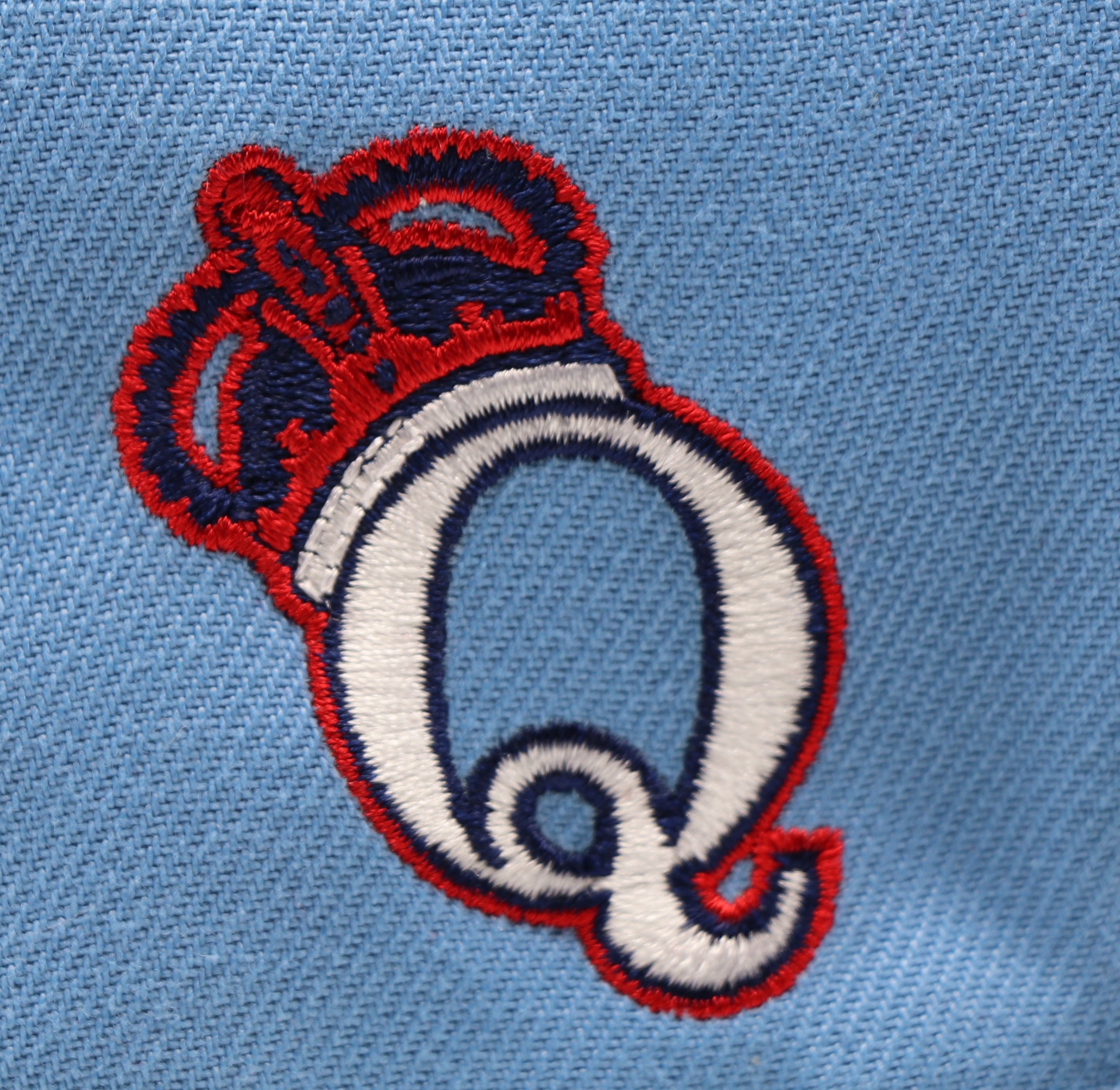 QUEENS KINGS (2-TONE) NEW ERA 59FIFTY FITTED (RED UNDER VISOR)
