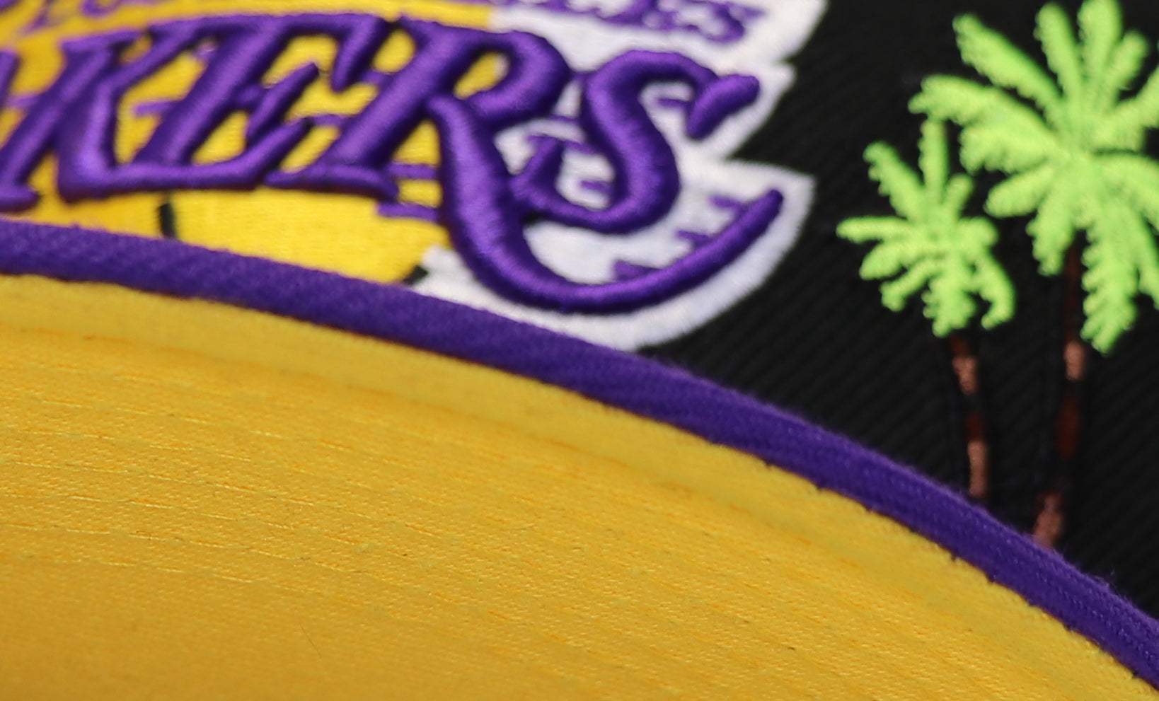 LOS ANGELES LAKERS "PALMTREE" NEW ERA 59FIFTY (YELLOW BOTTOM)