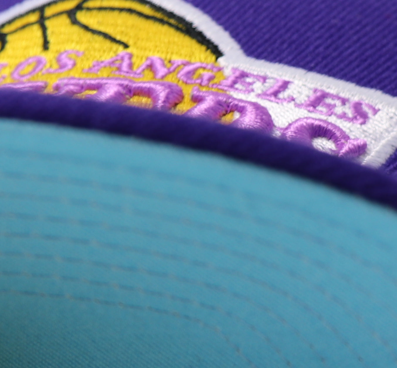 LOS ANGELES LAKERS (PURPLE) "FINALS PATCH" MITCHELL & NESS (SKY BLUE BOTTOM)