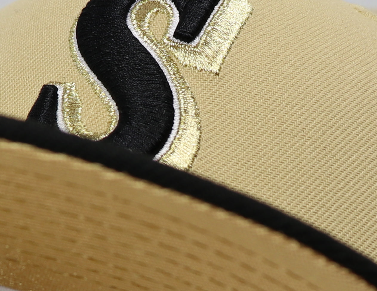 SEATTLE MARINERS (V-GOLD) (40TH ANN) NEW ERA 59FIFTY FITTED (GOLD UNDER VISOR)