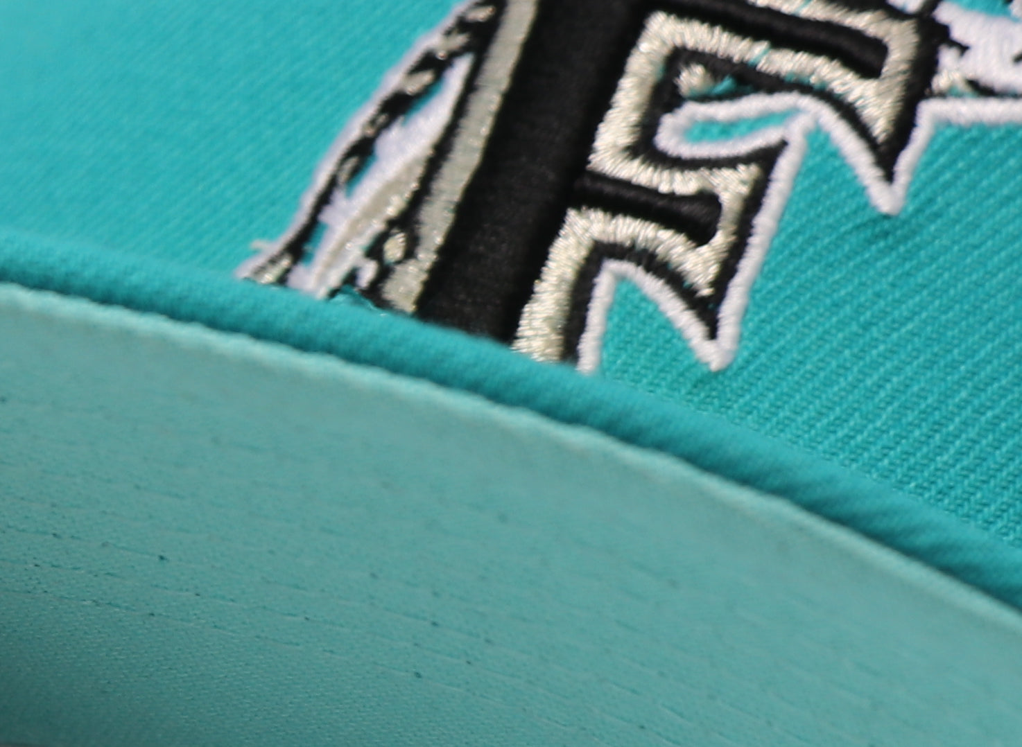 FLORIDA MARLINS "1997 WS X 2003 WS" NEW ERA 59FIFTY FITTED (MINT UNDER VISOR)