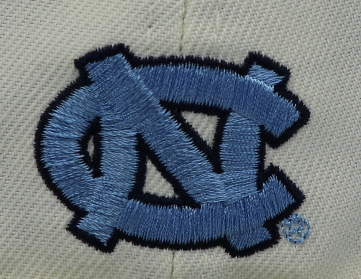 NORTH CAROLINA TARHEELS (OFF-WHITE) (2005 FINAL FOUR) NEW ERA 59FIFTY FITTED (GREY UNDER VISOR)