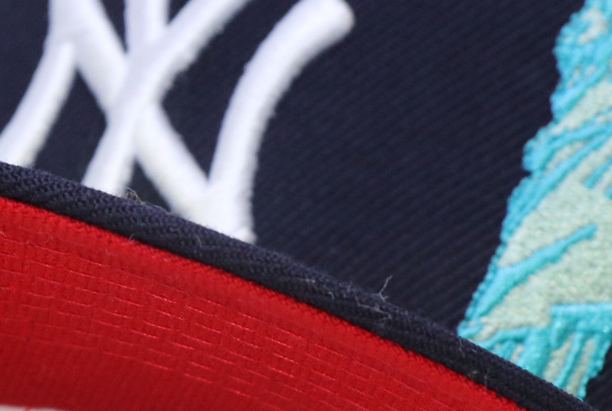 NEW YORK YANKEES (NAVY) "LADY LIBERTY X BIG APPLE" NEW ERA 59FIFTY (RED UNDER VISOR)