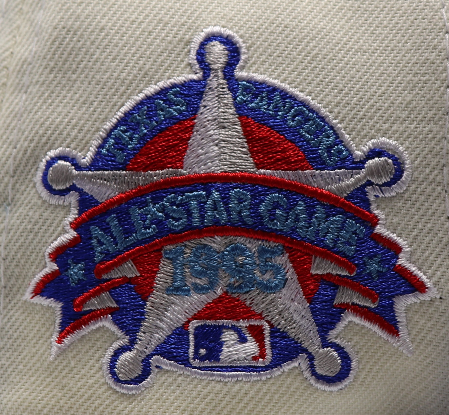 TEXAS RANGERS RANGERS "OFFWHITE" (1995 ALLSTARGAME) NEW ERA 59FIFTY FITTED (SKY BLUE UNDER VISOR)