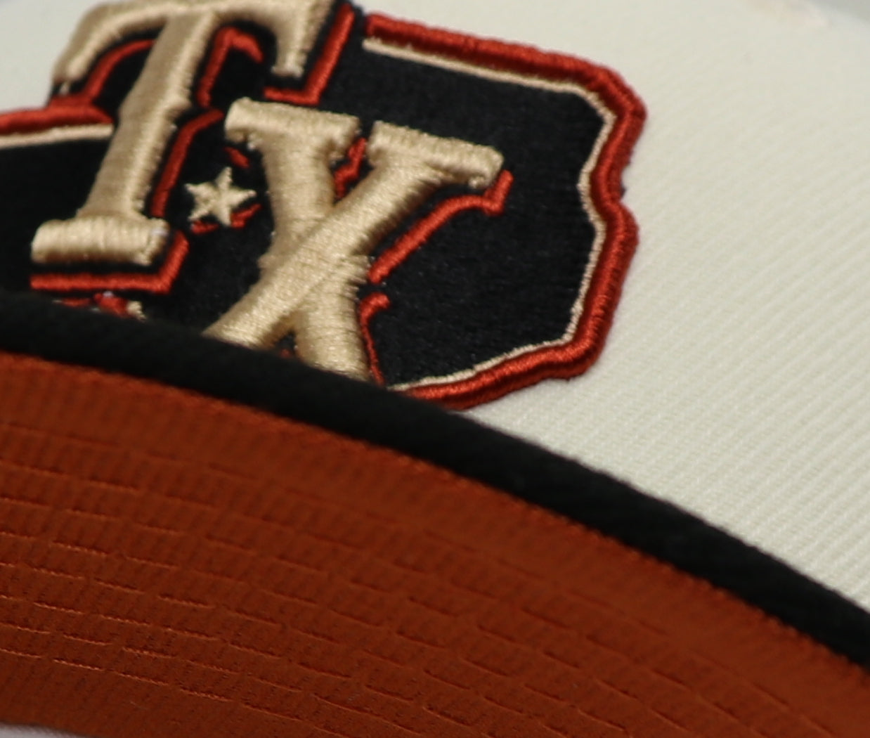 TEXAS RANGERS (OFF-WHITE)  (50TH ANN 1972-2022) NEW ERA 59FIFTY FITTED (RUST UNDER VISOR)