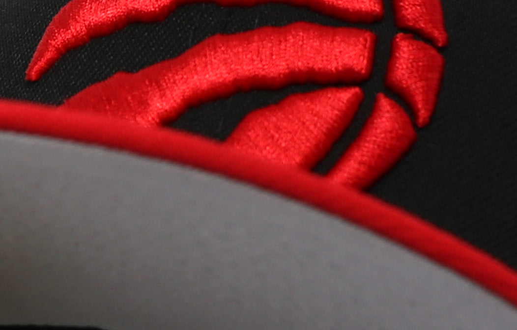 TORONTO RAPTORS 2-TONE (BLACK/RED) 59FITY NEW ERA FITTED