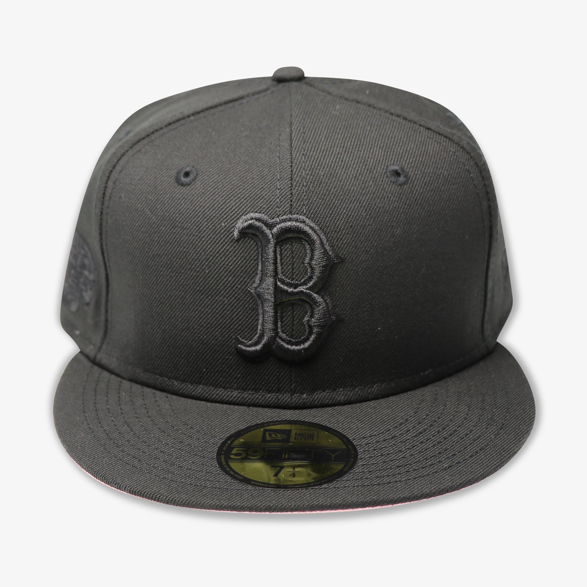 BOSTON REDSOX (2004 WS "BLACKOUT SERIES") NEW ERA 59FIFTY FITTED (PINK BOTTOM)