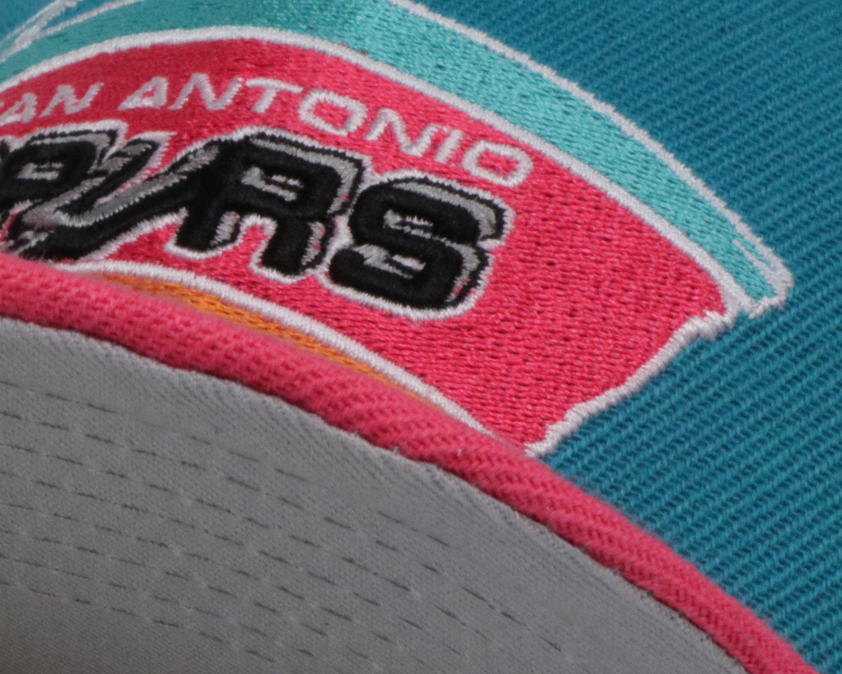 SAN ANTONIO SPURS (TEAL) (1996 ALLSTARGAME) MITCHELL & NESS SNAPBACK (SH21477)