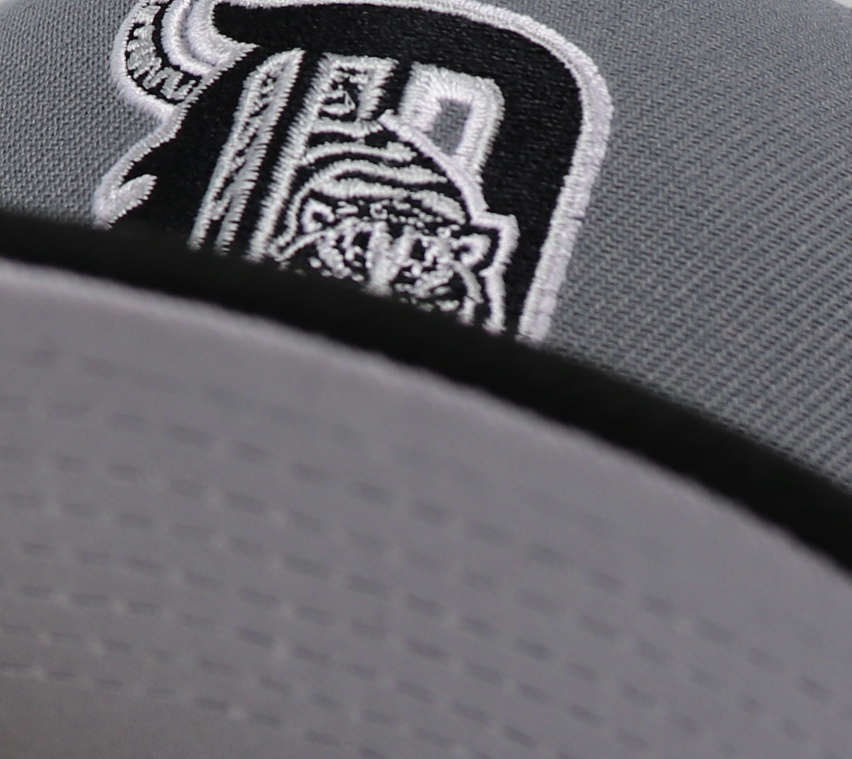 DETROIT TIGERS (GREY) (2005 ALLSTARGAME)  NEW ERA 59FIFTY FITTED (GREY UNDER VISOR)