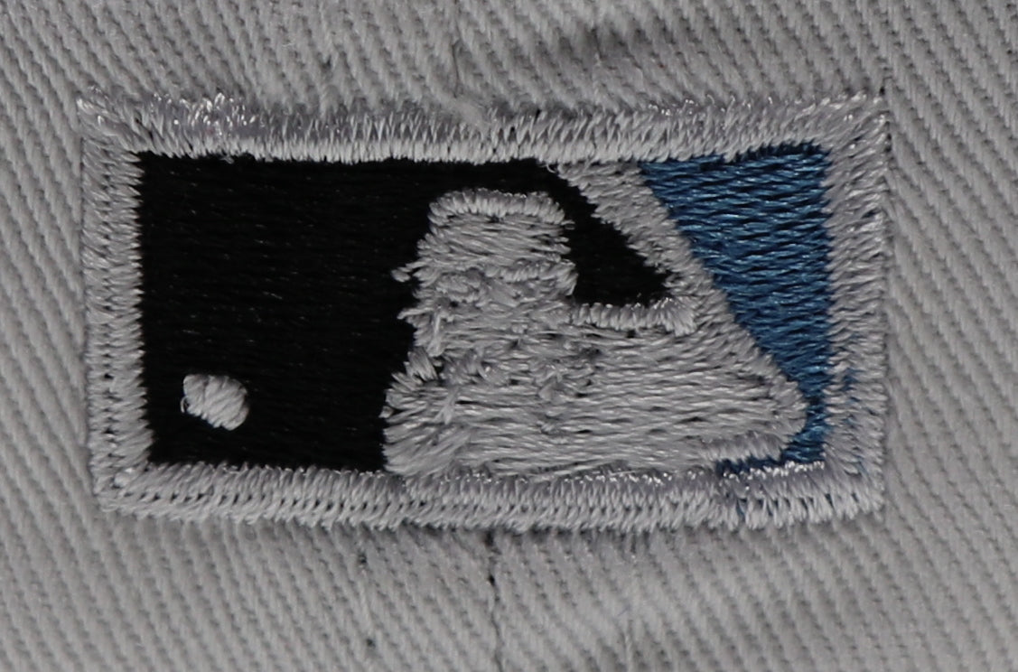 CHICAGO WHITESOX (WHITE) (PATENT LEATHER BRIM) (COMISKEY PARK) NEW ERA 59FIFTY FITTED (SKY BLUE UNDER VISOR) (S)