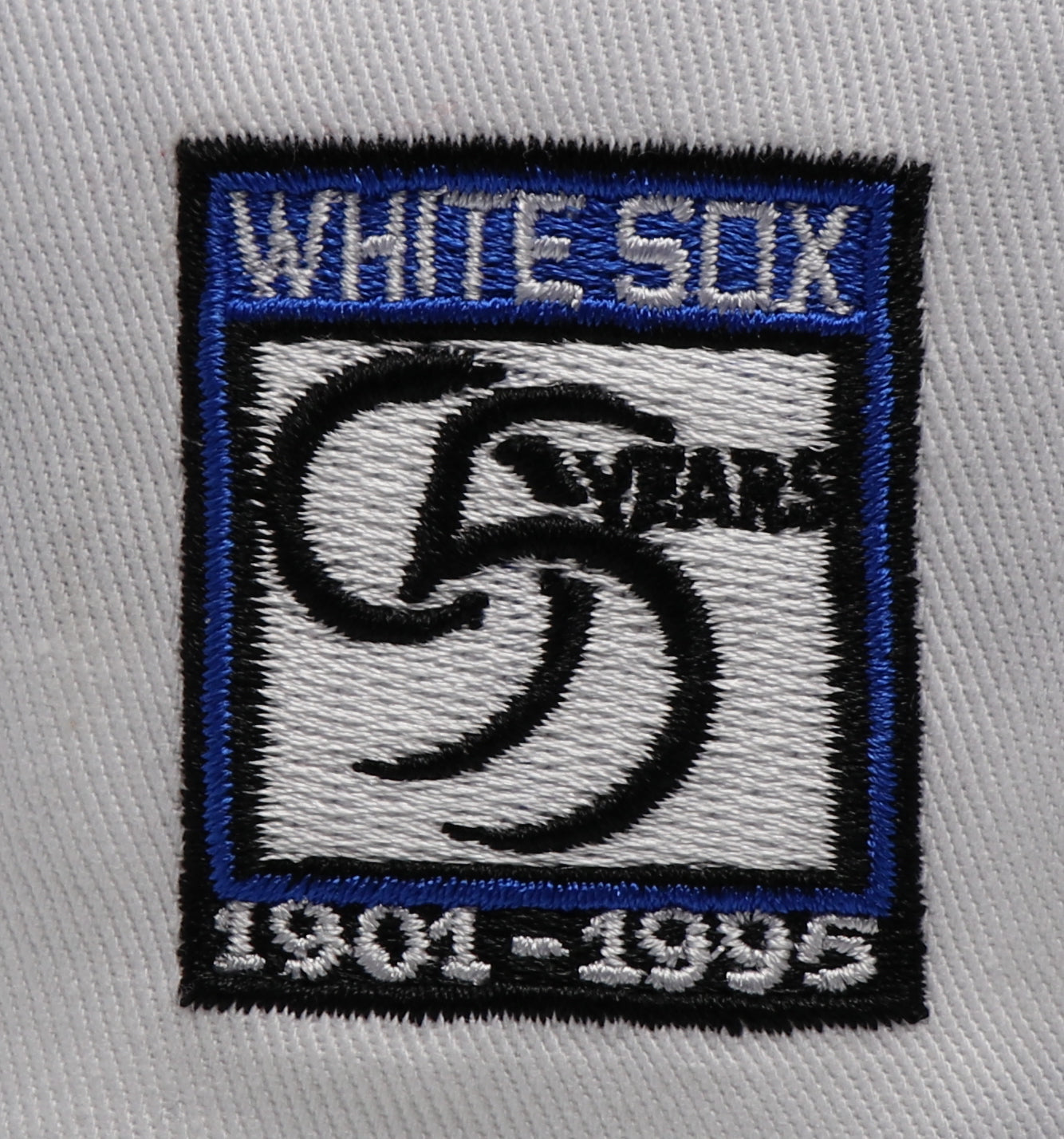 CHICAGO WHITESOX (WHITE) (95TH ANNIVERSARY) NEW ERA 59FIFTY FITTED (REFLECTIVE UNDER VISOR)