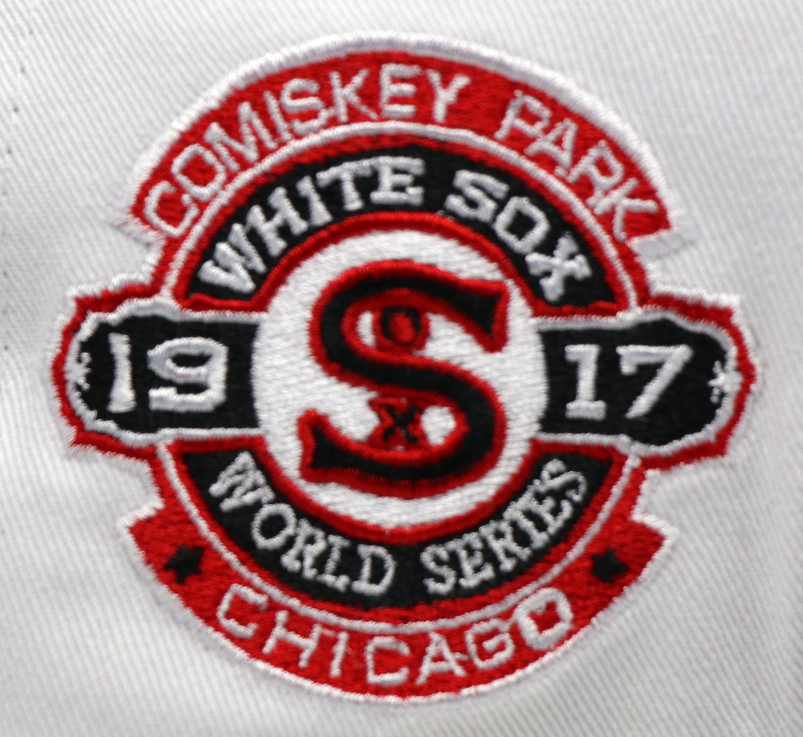 CHICAGO WHITESOX "1917 WORLDSERIES" NEW ERA 9FIFTY SNAPBACK (RED UNDER VISOR)